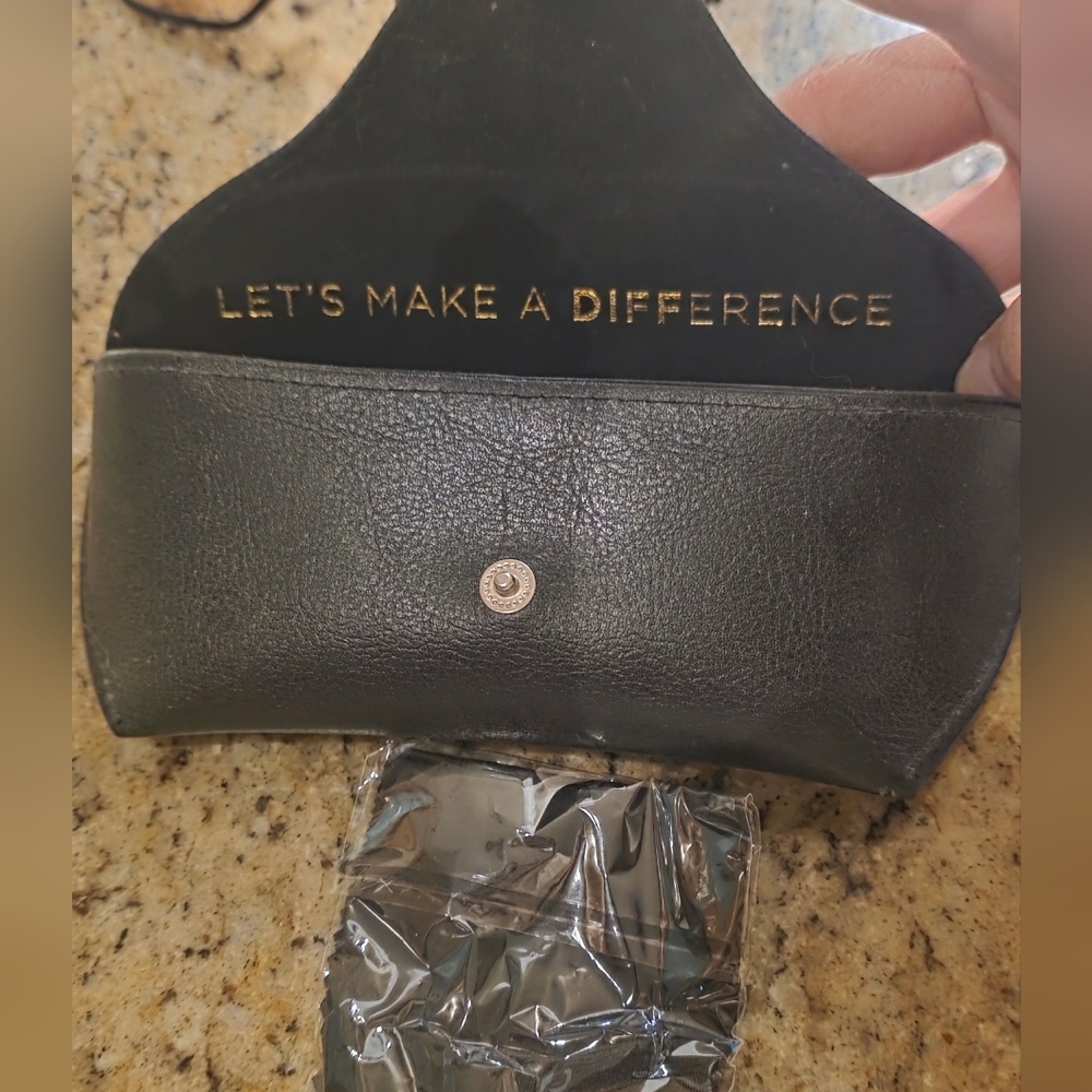 Black Sunglasses with Case - Picture 2 of 4